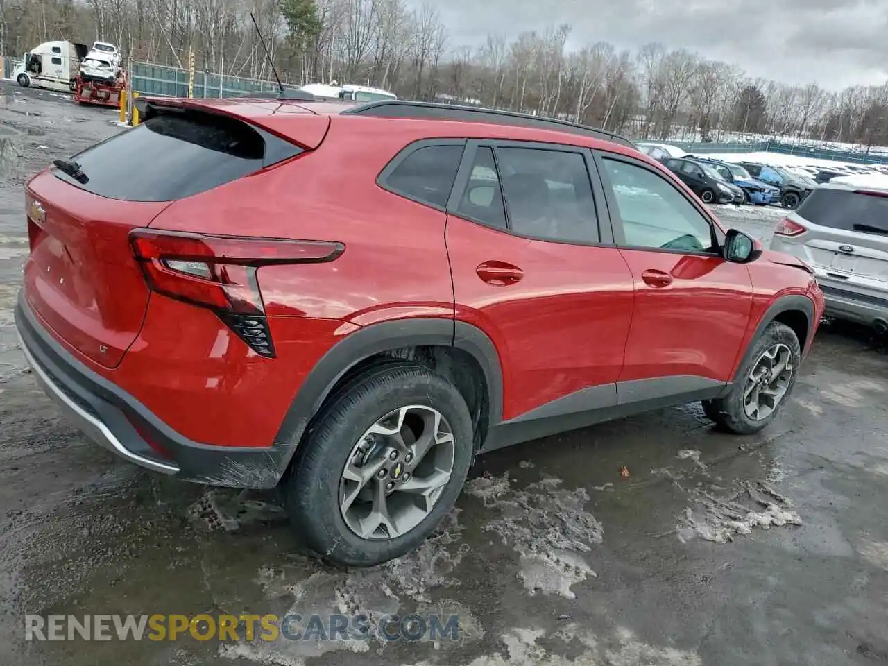 3 Фотография поврежденного автомобиля KL77LHEP6TC005827 CHEVROLET TRAX 2026