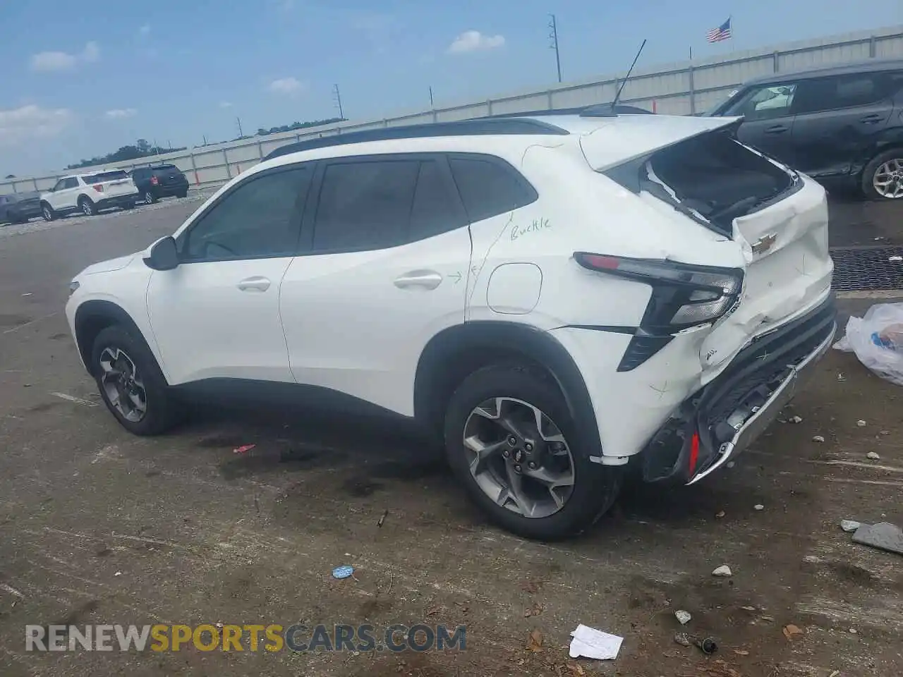 2 Photograph of a damaged car KL77LHEP6TC040187 CHEVROLET TRAX 2026