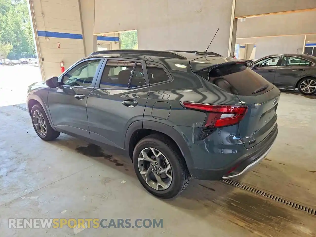 2 Photograph of a damaged car KL77LHEP6TC086490 CHEVROLET TRAX 2026