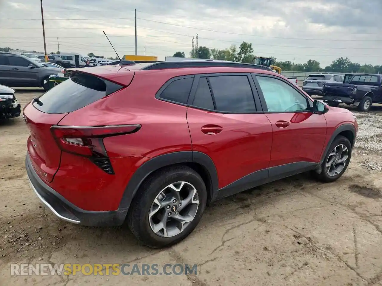 3 fotografías del automóvil dañado KL77LHEP7TC019073 CHEVROLET TRAX 2026