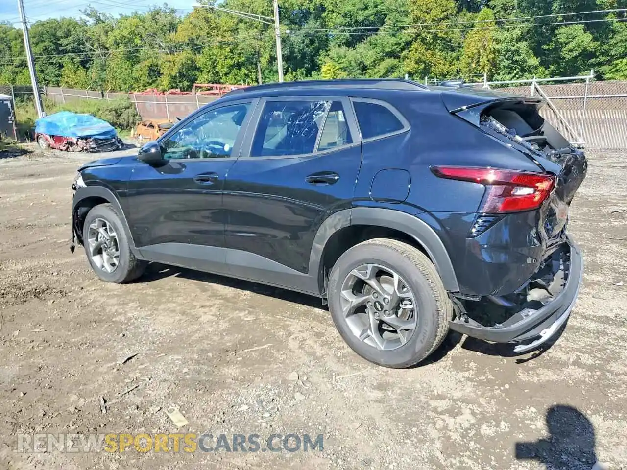 2 Photograph of a damaged car KL77LHEP7TC131937 CHEVROLET TRAX 2026