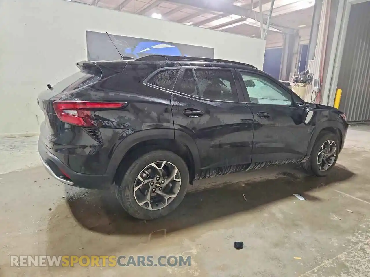3 Photograph of a damaged car KL77LHEP7TC154232 CHEVROLET TRAX 2026