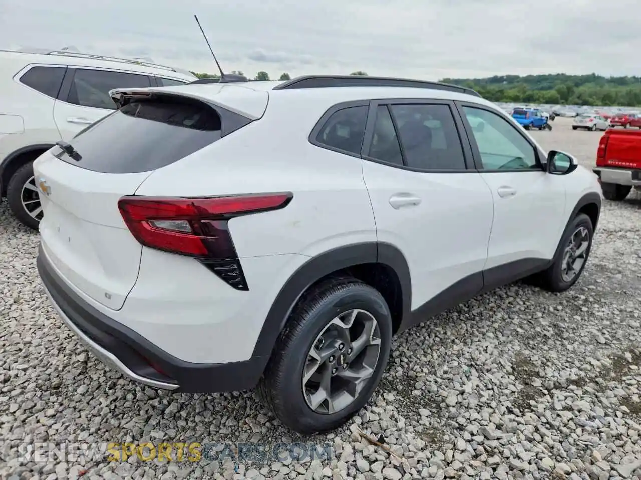 3 Photograph of a damaged car KL77LHEP7TC191233 CHEVROLET TRAX 2026