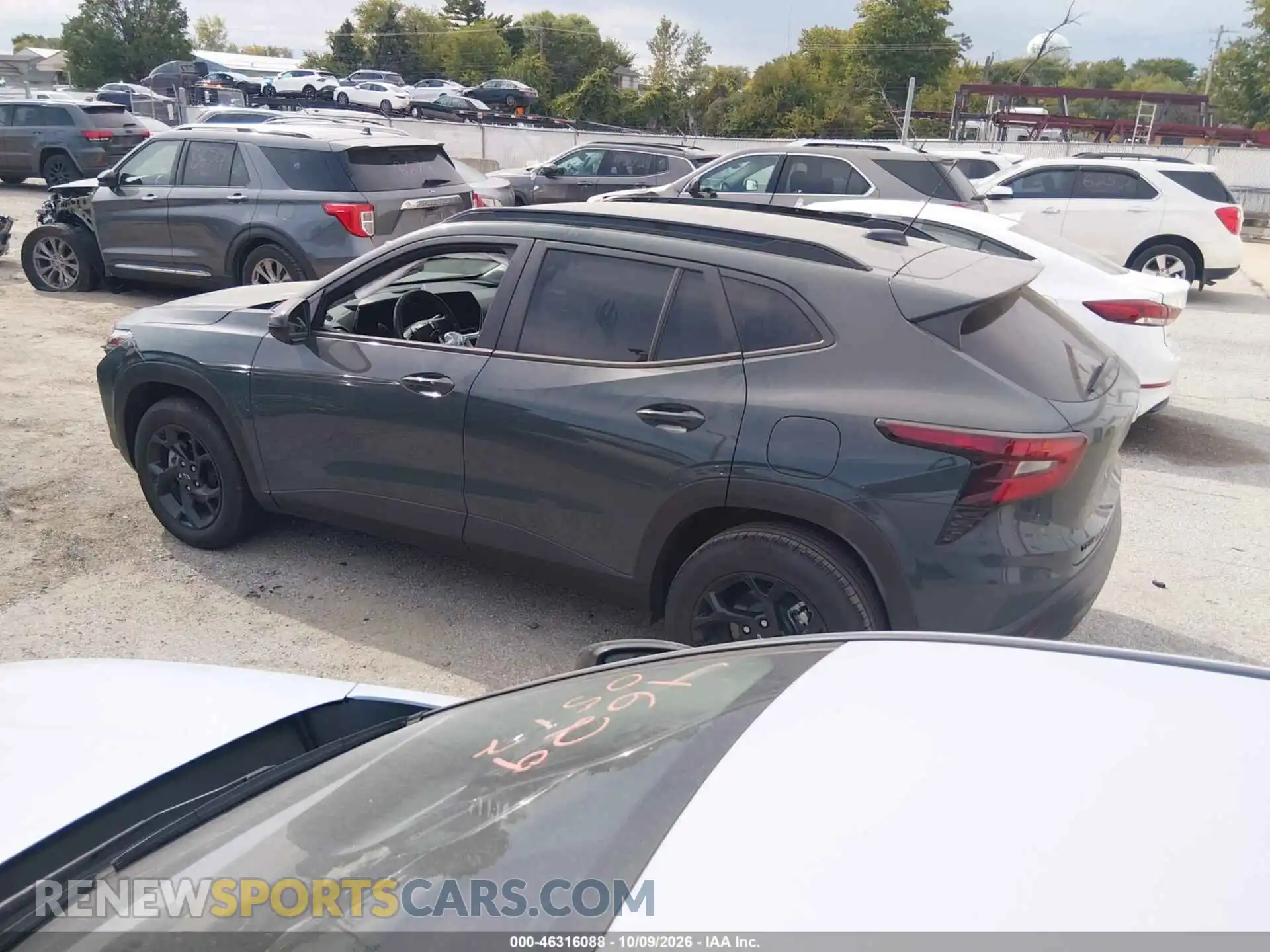 3 Photograph of a damaged car KL77LHEP8TC165675 CHEVROLET TRAX 2026