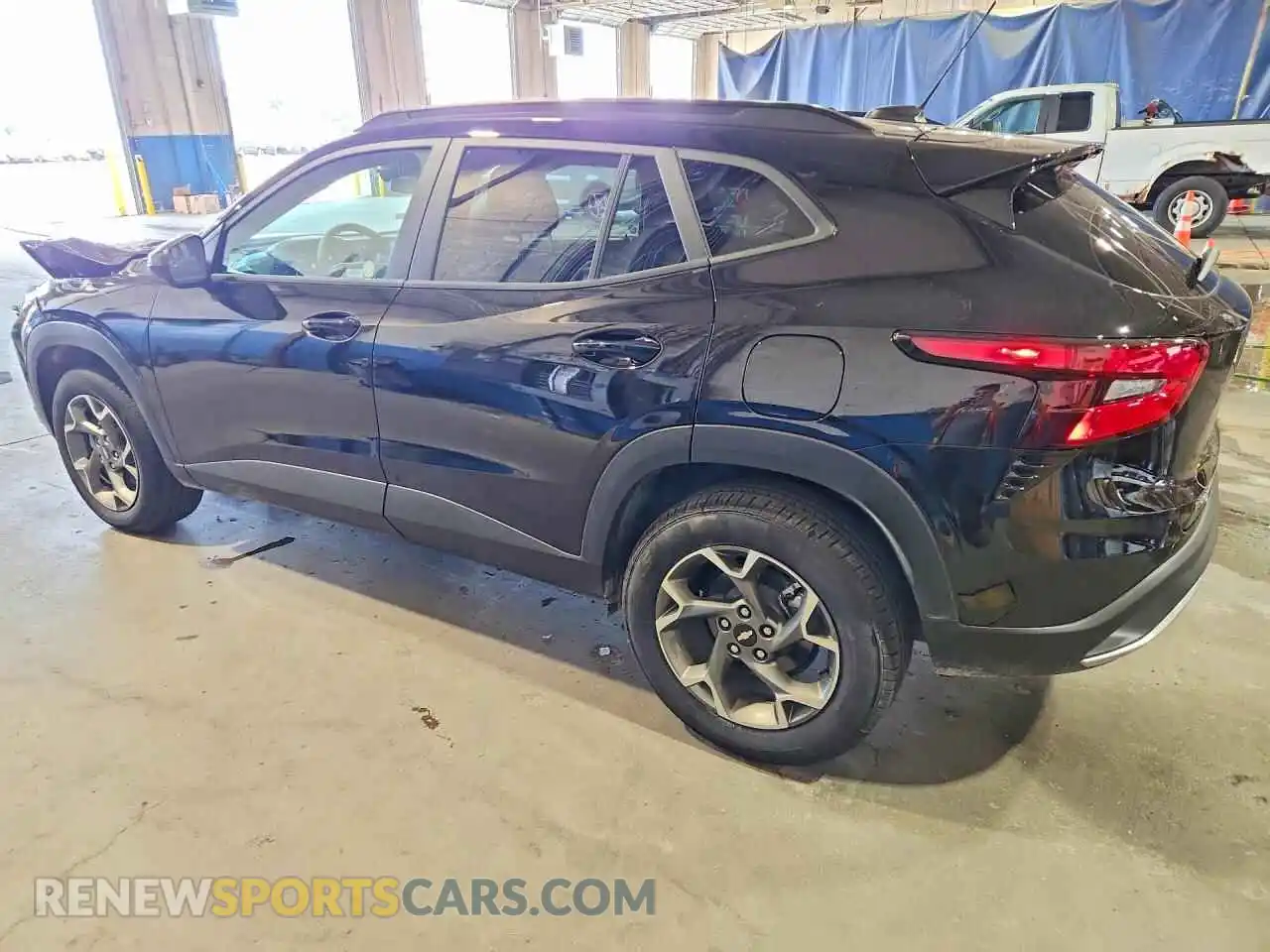 2 Photograph of a damaged car KL77LHEP8TC188549 CHEVROLET TRAX 2026
