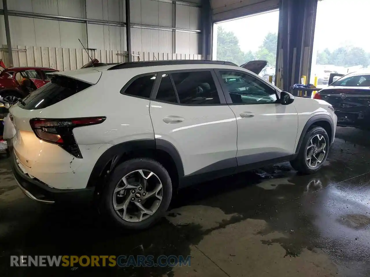 3 Photograph of a damaged car KL77LHEP8TC190723 CHEVROLET TRAX 2026