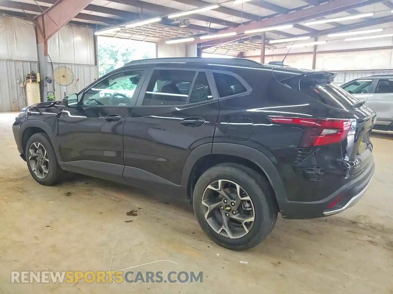 2 Photograph of a damaged car KL77LHEP9TC043732 CHEVROLET TRAX 2026