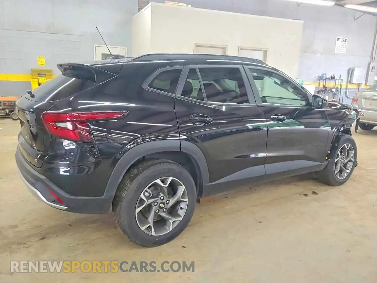 3 Photograph of a damaged car KL77LHEP9TC043732 CHEVROLET TRAX 2026