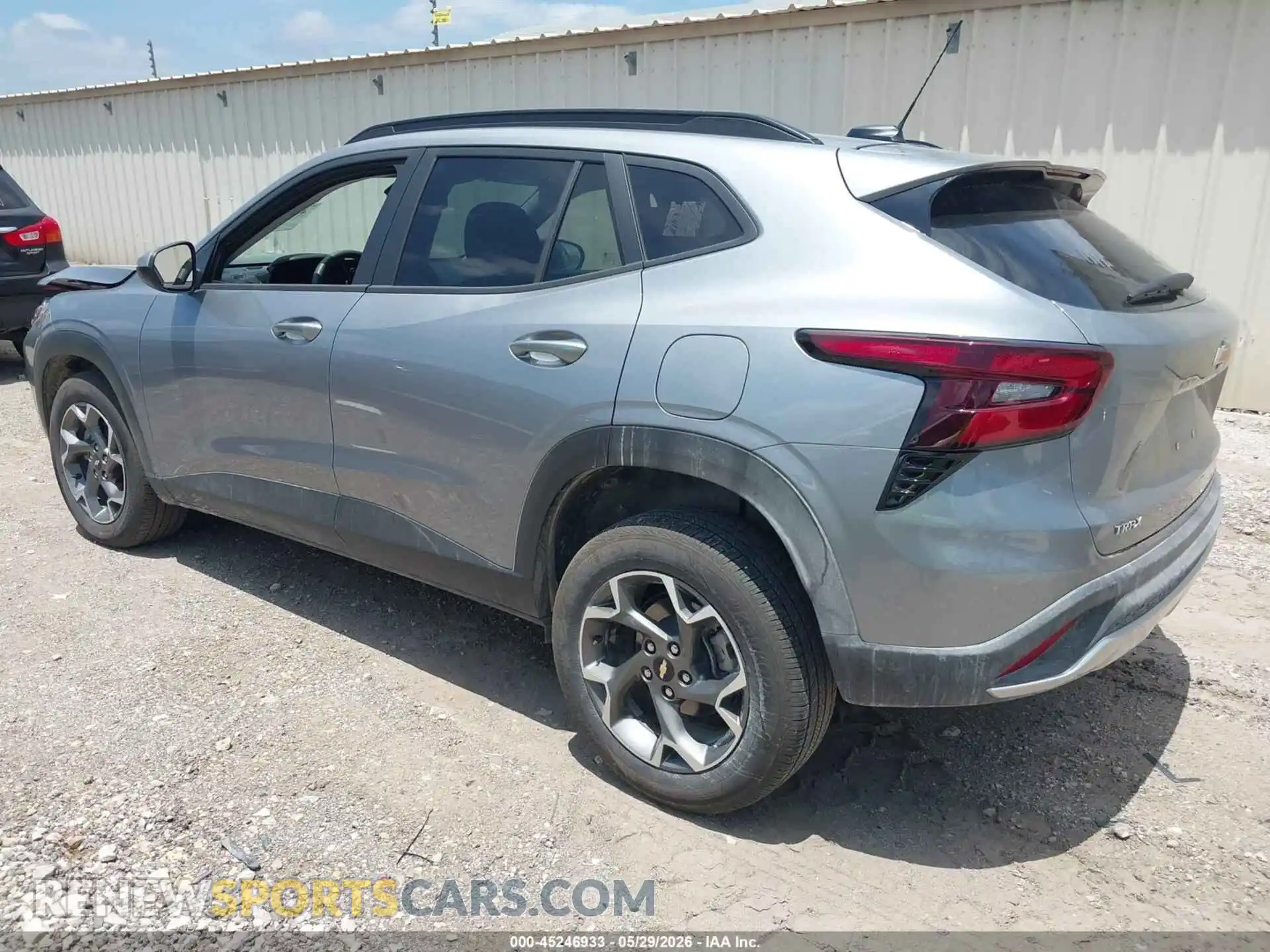 3 Photograph of a damaged car KL77LHEP9TC044590 CHEVROLET TRAX 2026