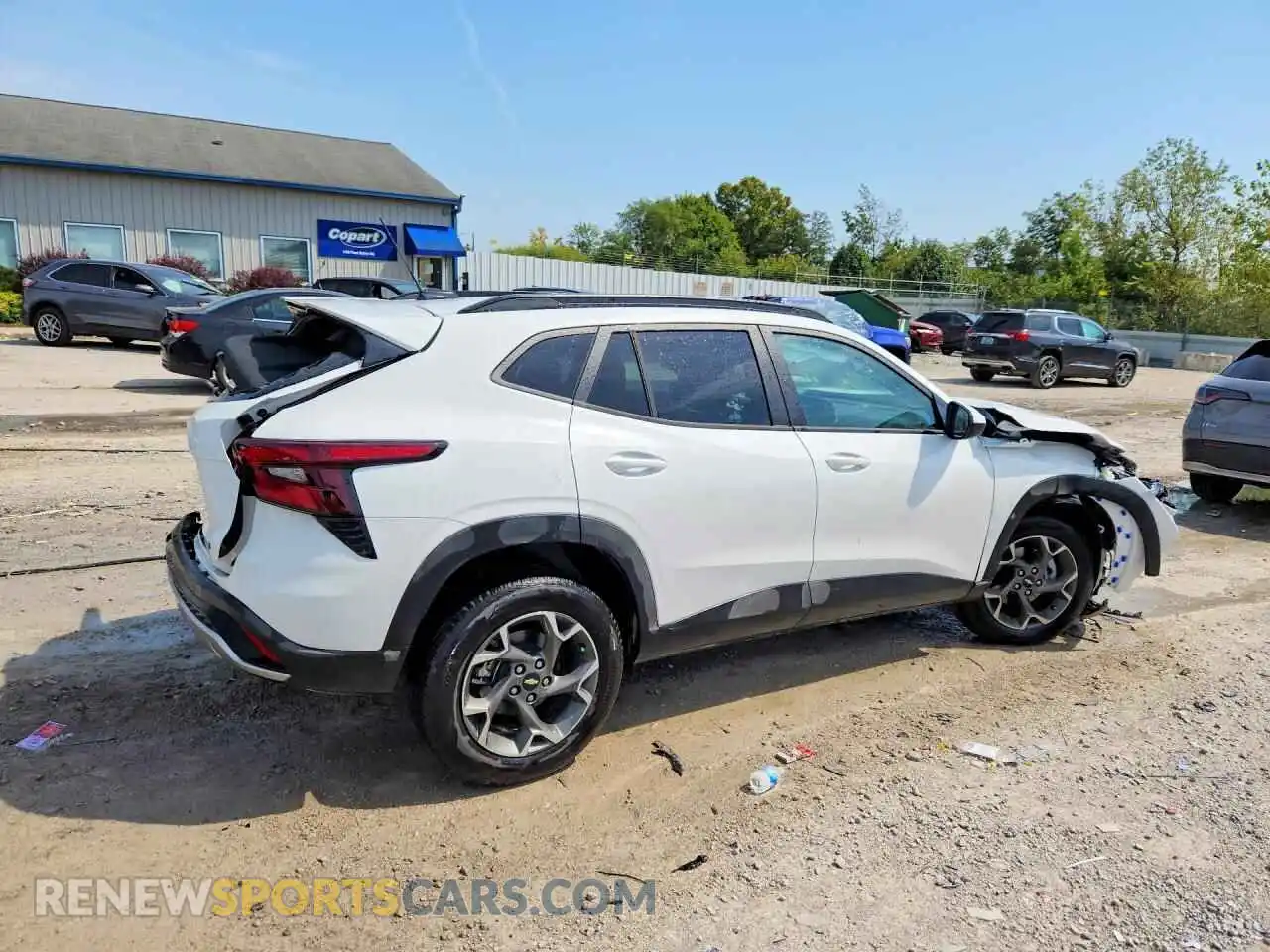 3 Photograph of a damaged car KL77LHEP9TC104643 CHEVROLET TRAX 2026