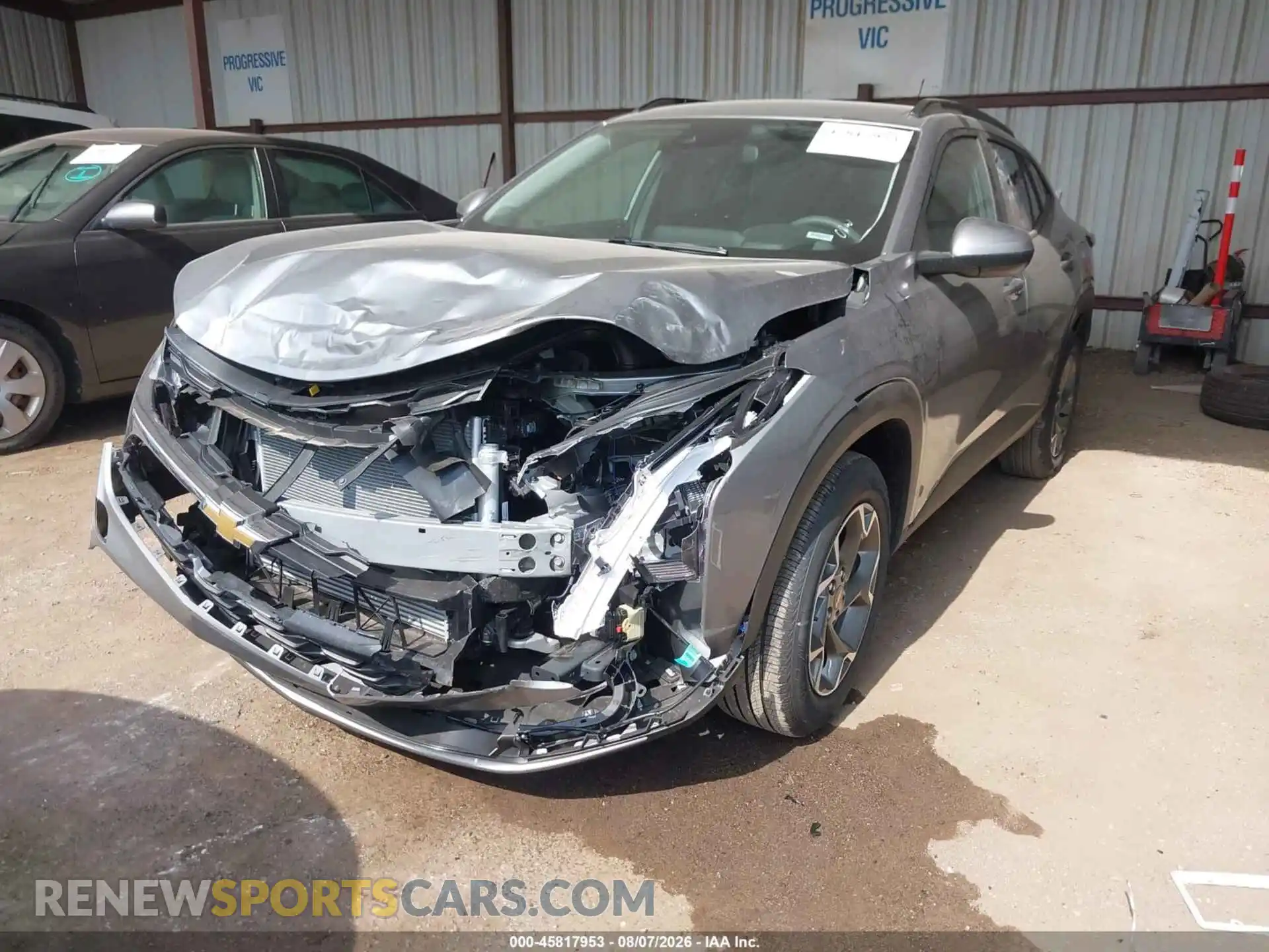 2 Photograph of a damaged car KL77LHEP9TC145175 CHEVROLET TRAX 2026