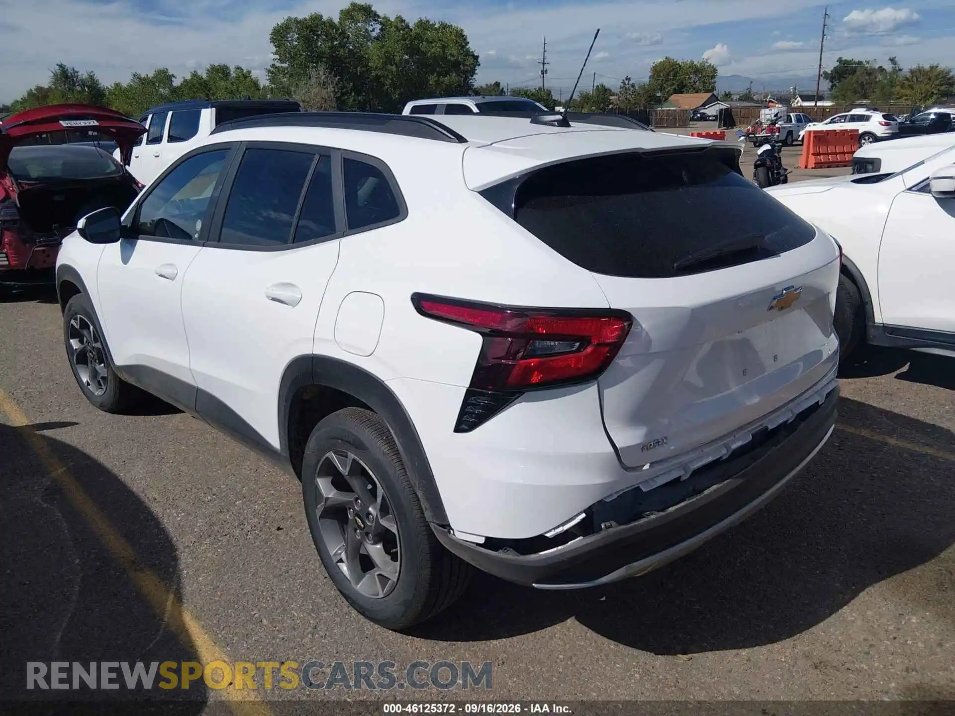 3 Photograph of a damaged car KL77LHEP9TC195090 CHEVROLET TRAX 2026