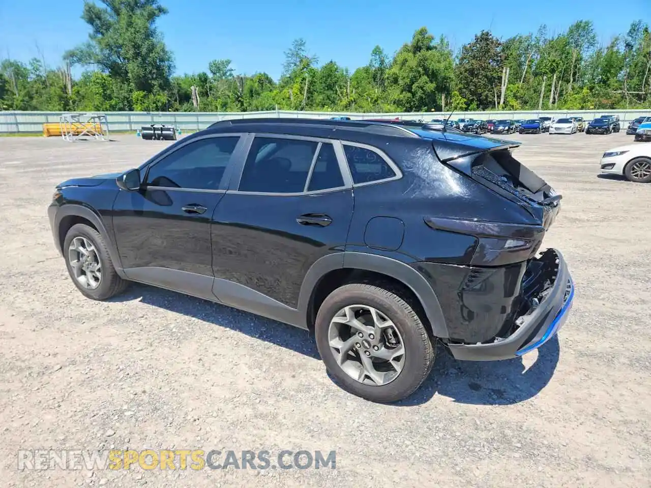 2 Photograph of a damaged car KL77LHEPXTC074195 CHEVROLET TRAX 2026