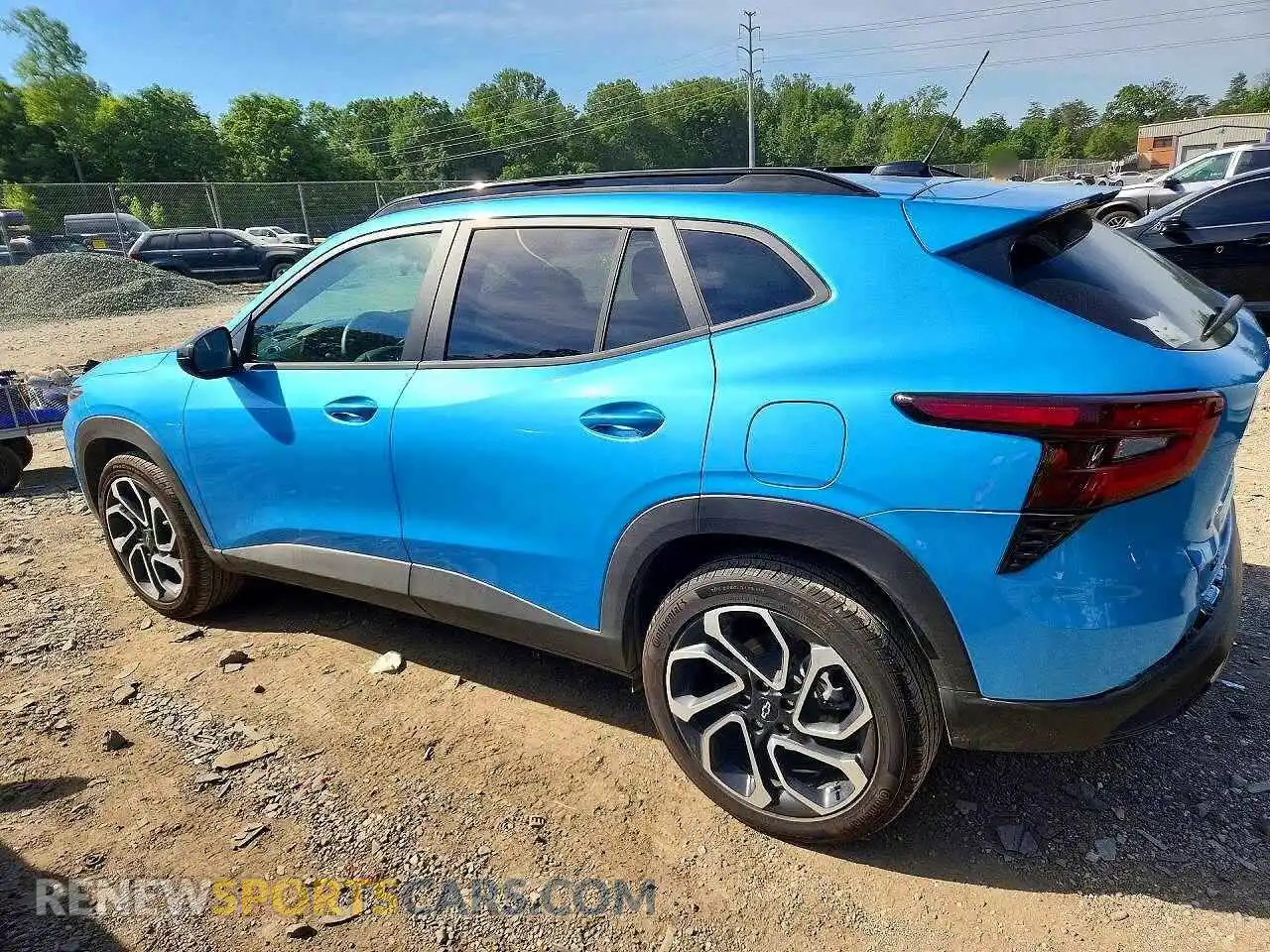 2 Photograph of a damaged car KL77LJEPXTC036912 CHEVROLET TRAX 2026