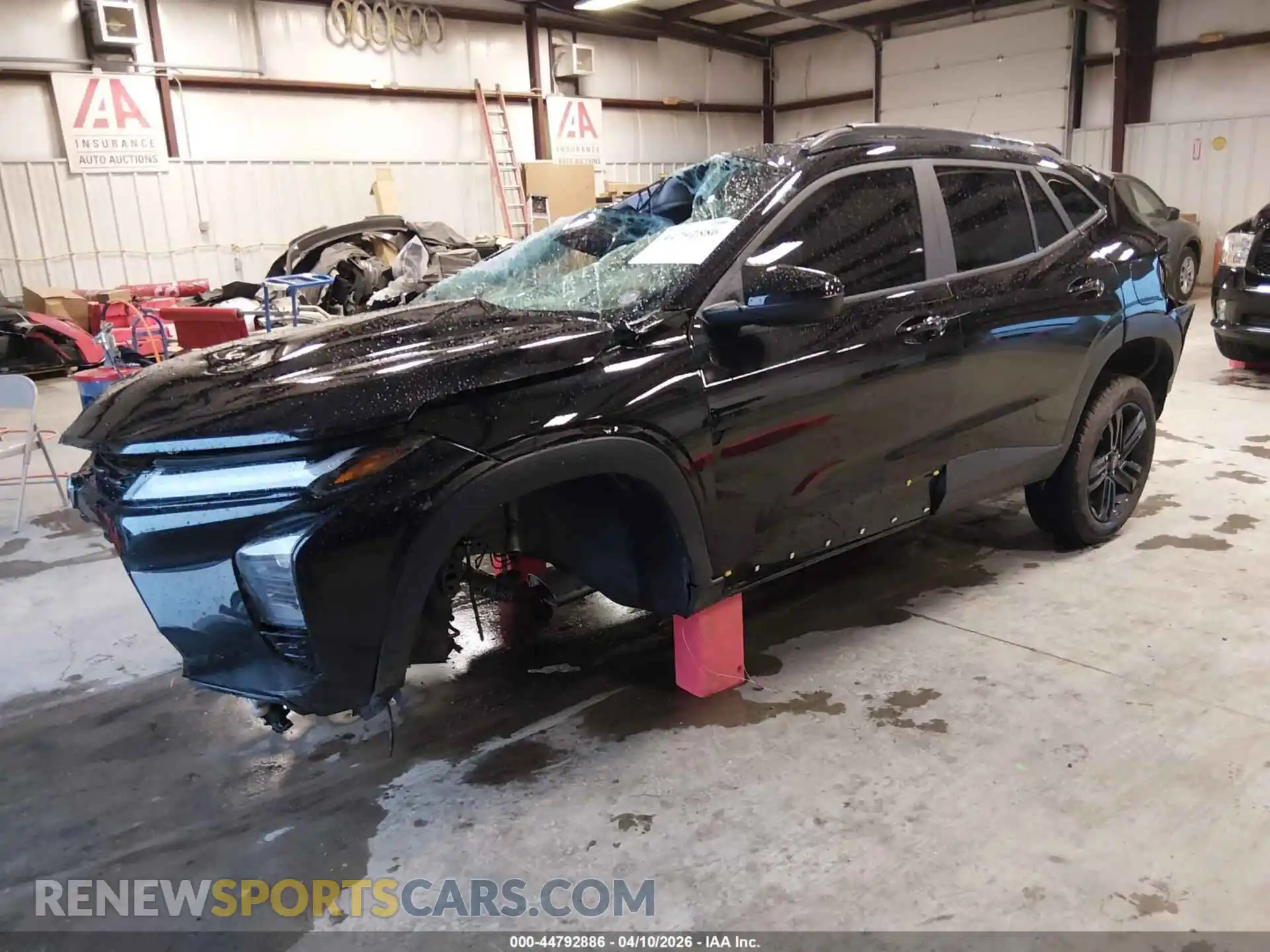 2 Photograph of a damaged car KL77LKEP4TC070348 CHEVROLET TRAX 2026