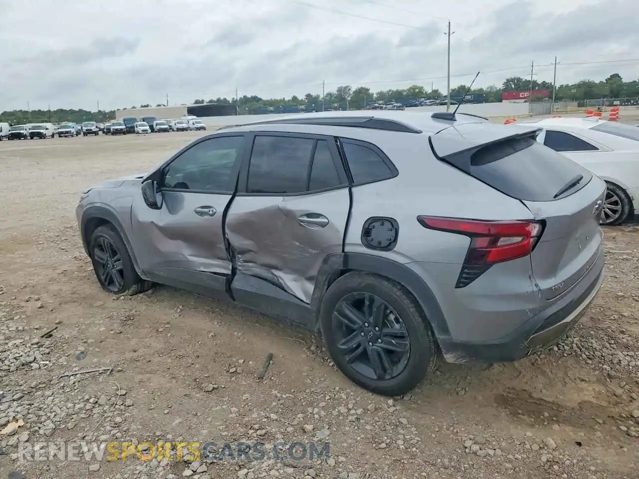 2 Фотография поврежденного автомобиля KL77LKEP6TC018753 CHEVROLET TRAX 2026