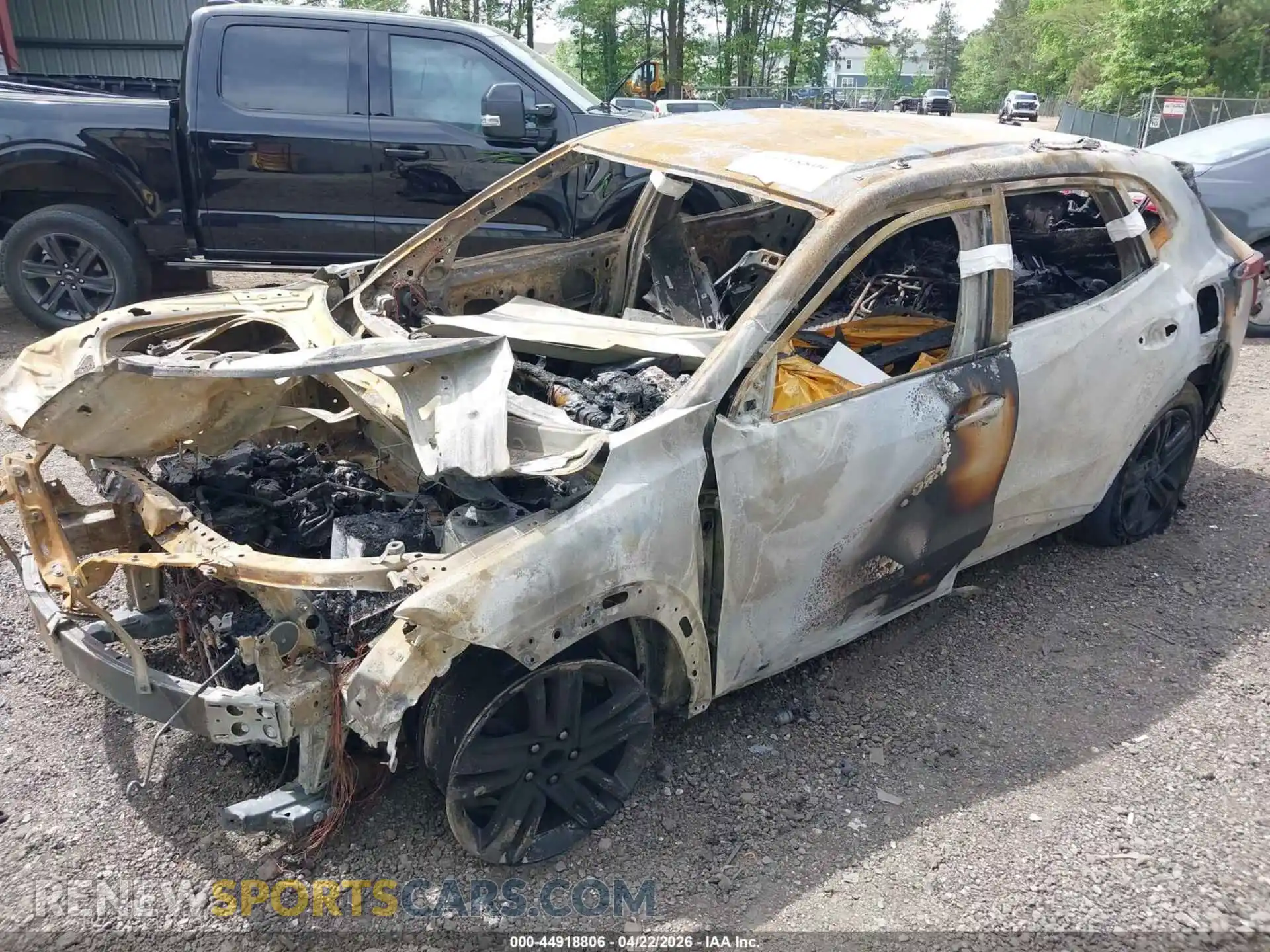 2 Photograph of a damaged car KL77LKEP8TC009648 CHEVROLET TRAX 2026