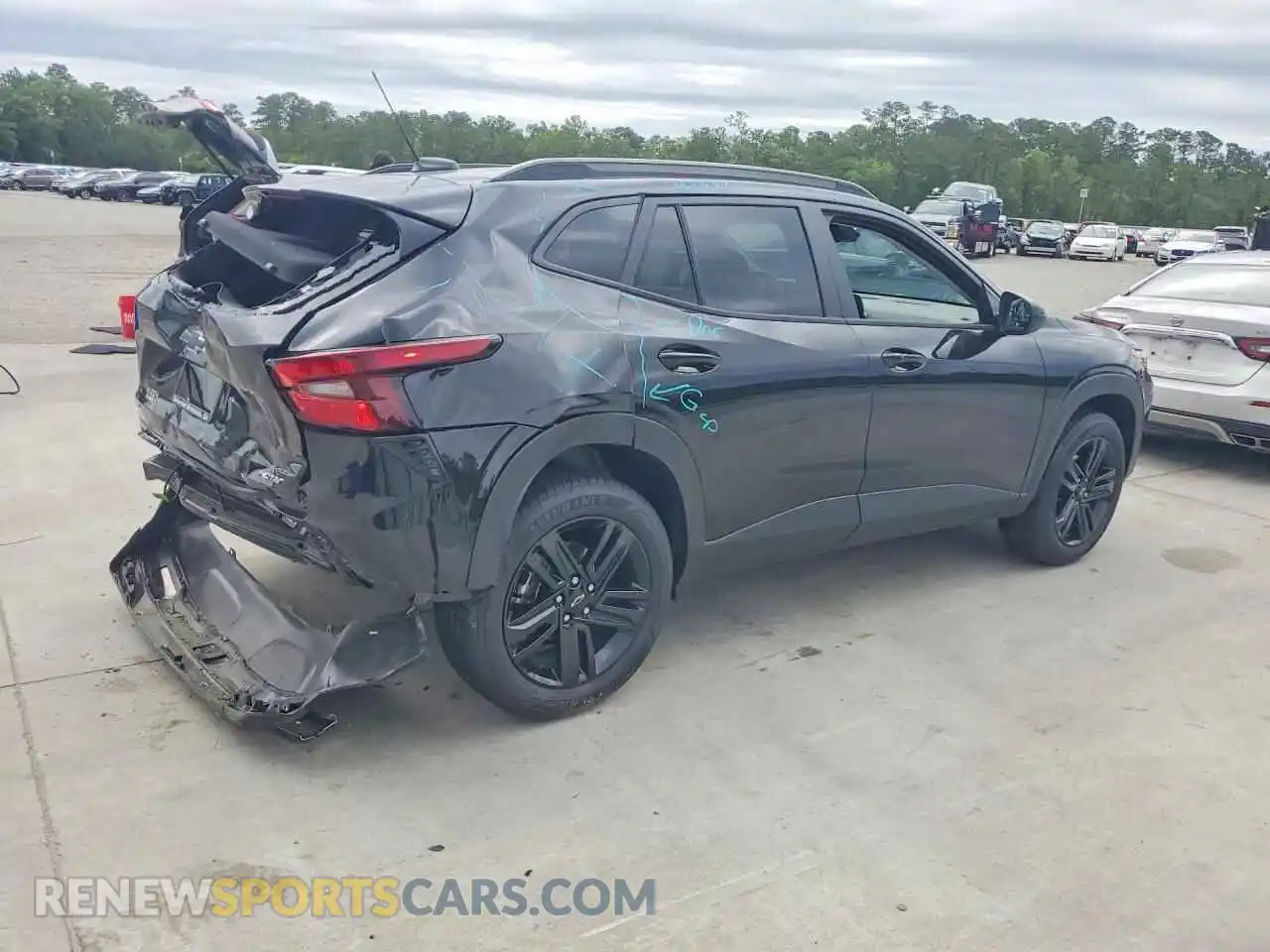 3 Photograph of a damaged car KL77LKEP8TC085936 CHEVROLET TRAX 2026