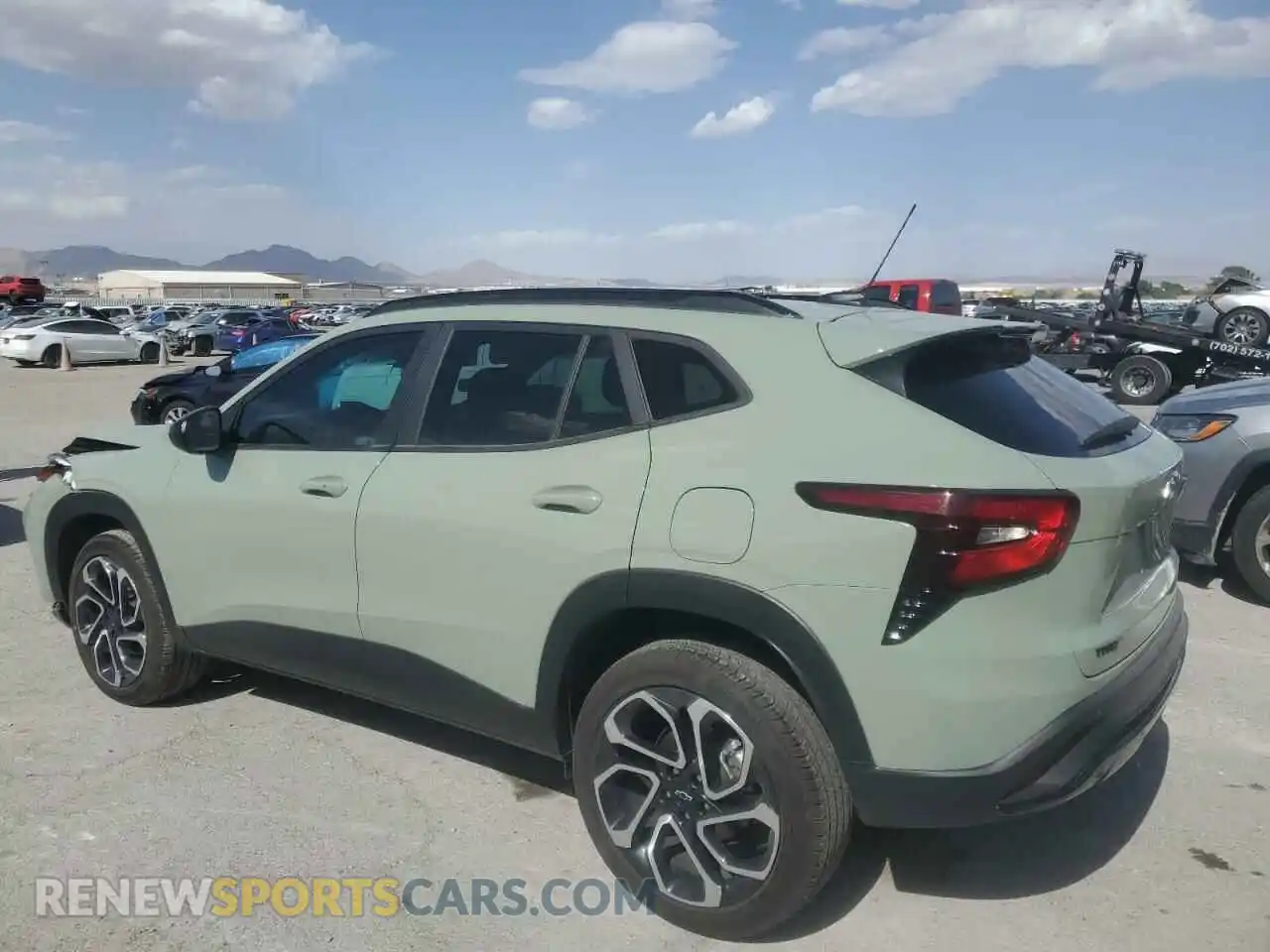2 Фотография поврежденного автомобиля KL77LJE22RC227544 CHEVROLET TRAX 2RS 2024