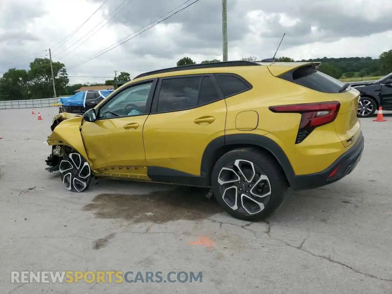 2 Фотография поврежденного автомобиля KL77LJE28RC045718 CHEVROLET TRAX 2RS 2024
