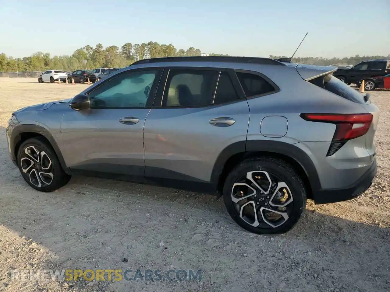2 Photograph of a damaged car KL77LJEPXSC067060 CHEVROLET TRAX 2RS 2025
