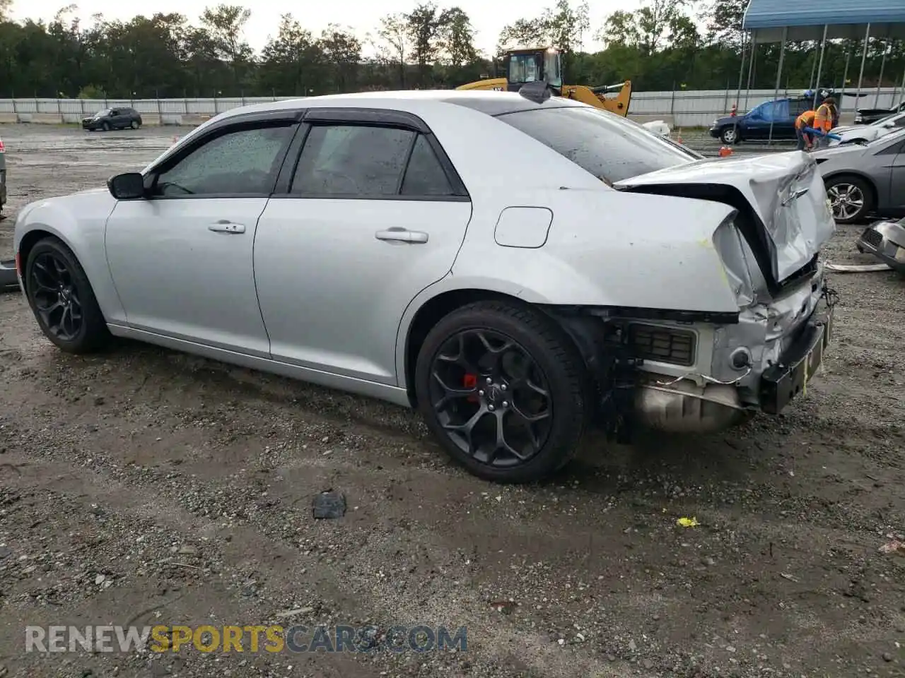2 Фотография поврежденного автомобиля 2C3CCAAG0KH758672 CHRYSLER 300 2019