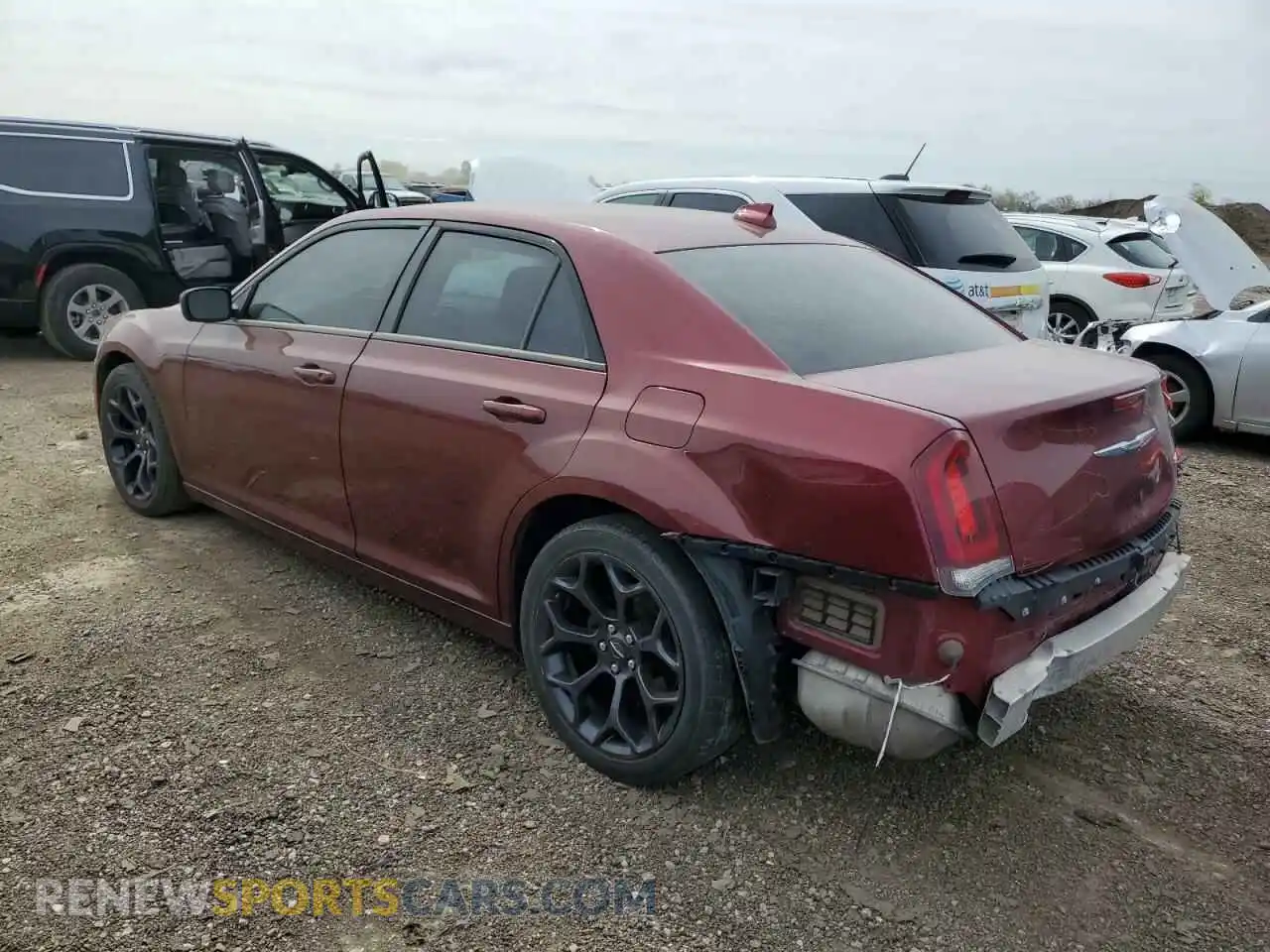 2 fotografías del automóvil dañado 2C3CCAAG1KH501567 CHRYSLER 300 2019