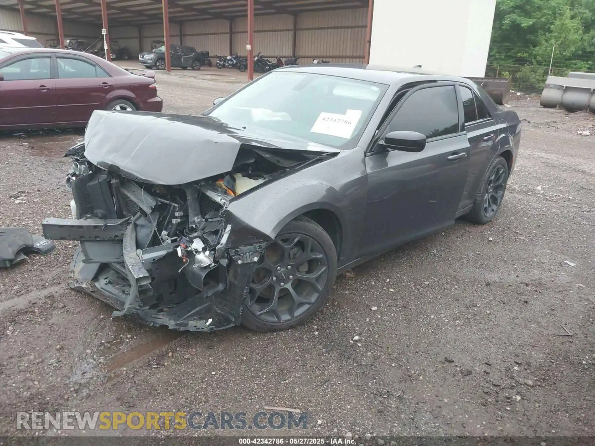 2 Photograph of a damaged car 2C3CCAAG2KH739315 CHRYSLER 300 2019