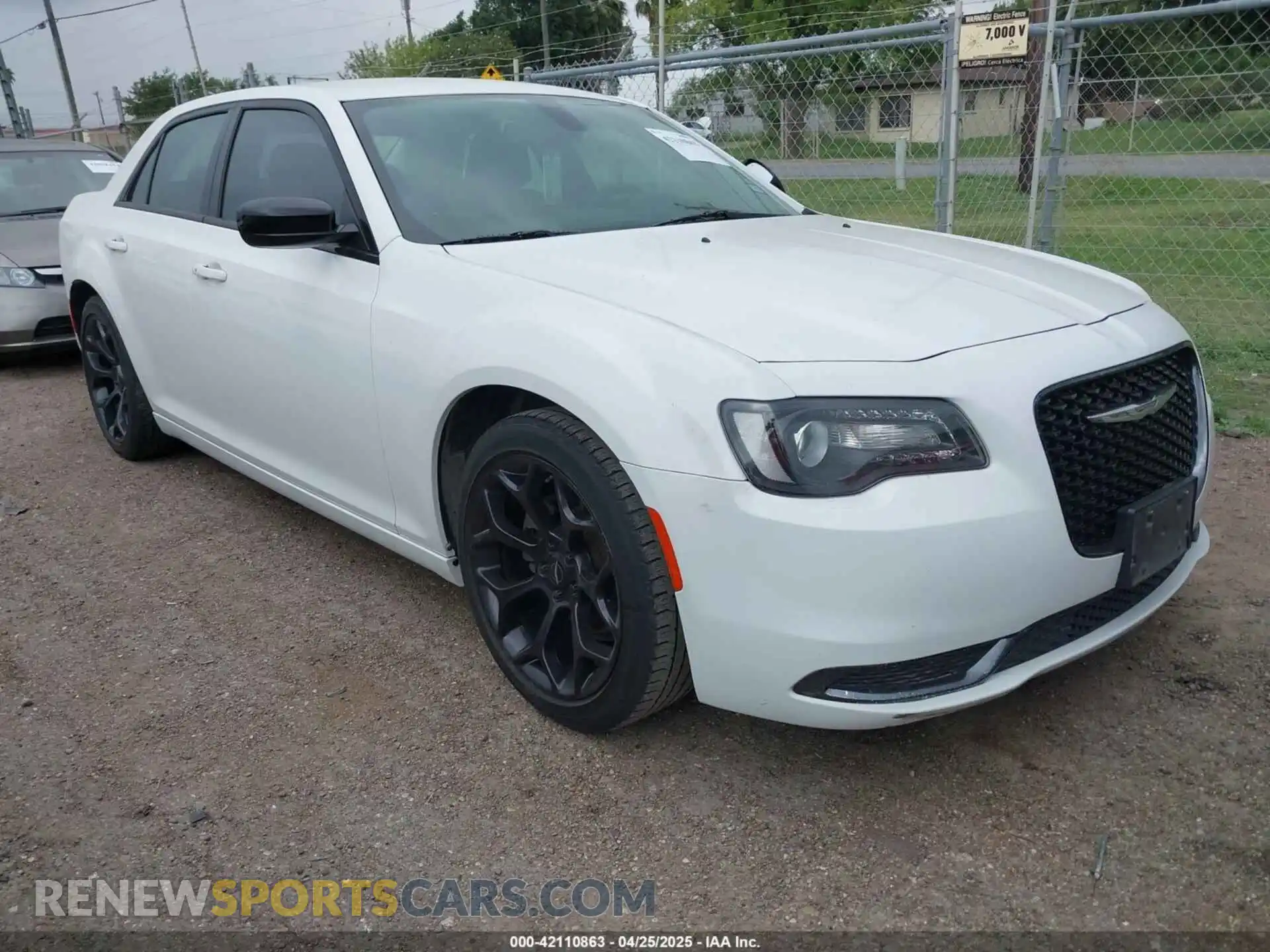 1 Photograph of a damaged car 2C3CCAAG5KH693740 CHRYSLER 300 2019