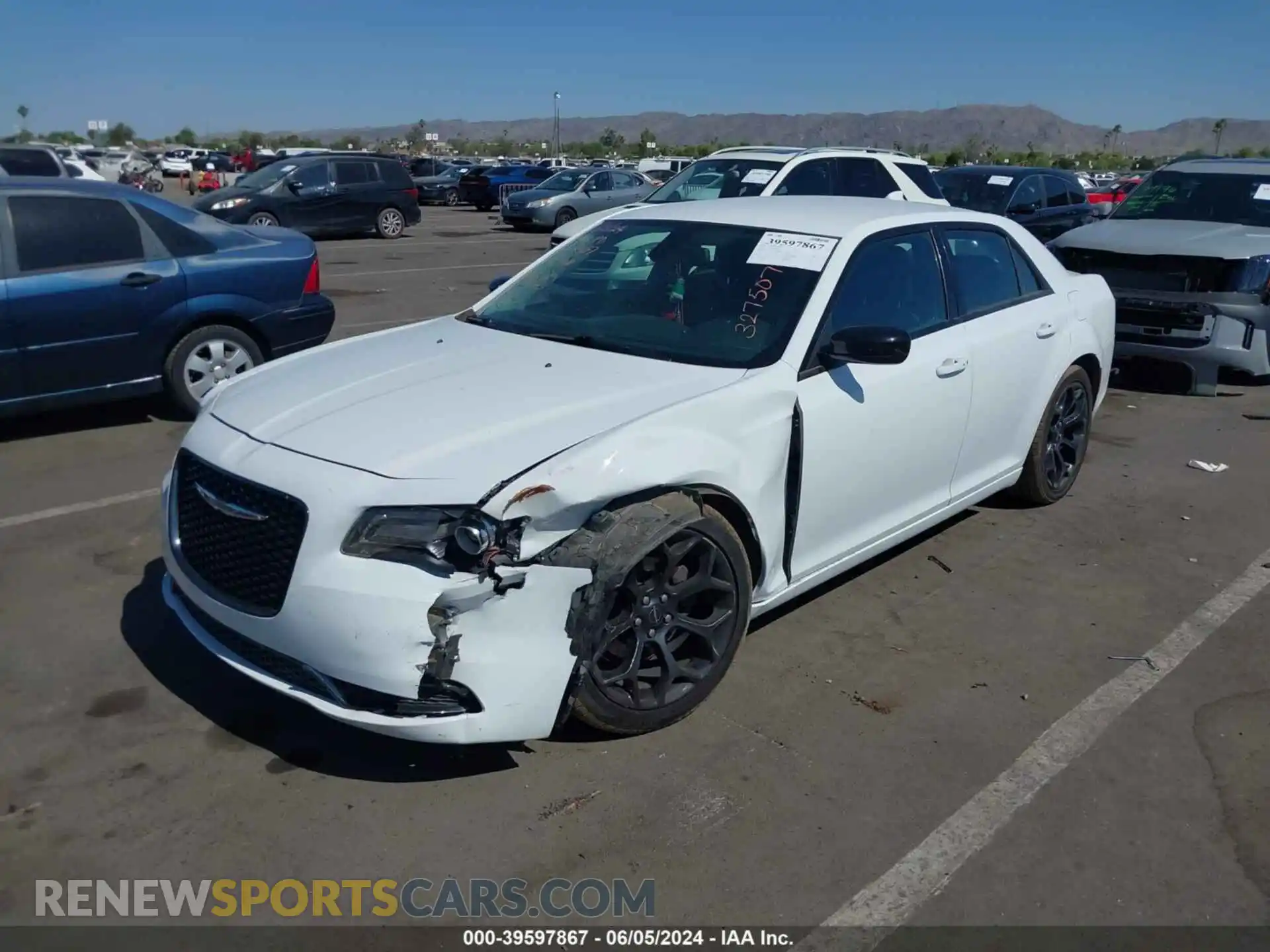 2 Photograph of a damaged car 2C3CCAAG6KH565166 CHRYSLER 300 2019