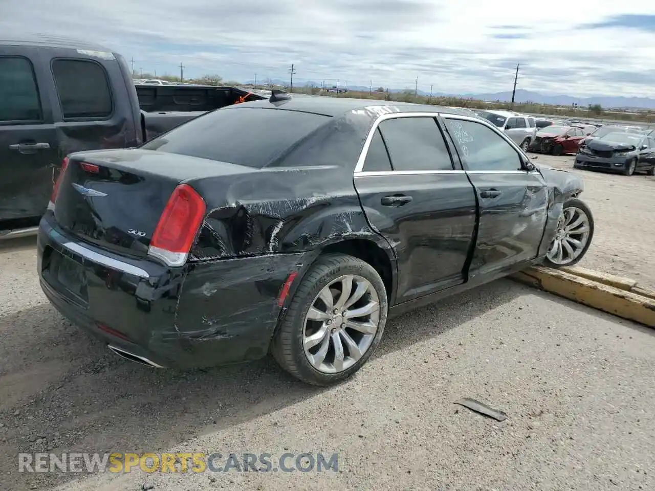 3 Photograph of a damaged car 2C3CCAAG7KH604914 CHRYSLER 300 2019