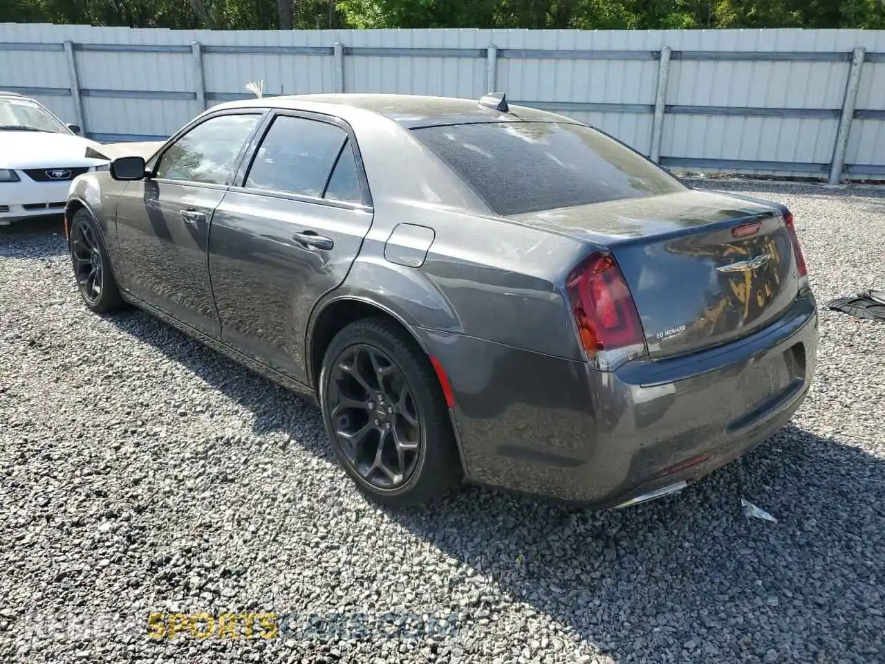 2 Photograph of a damaged car 2C3CCAAG7KH723031 CHRYSLER 300 2019