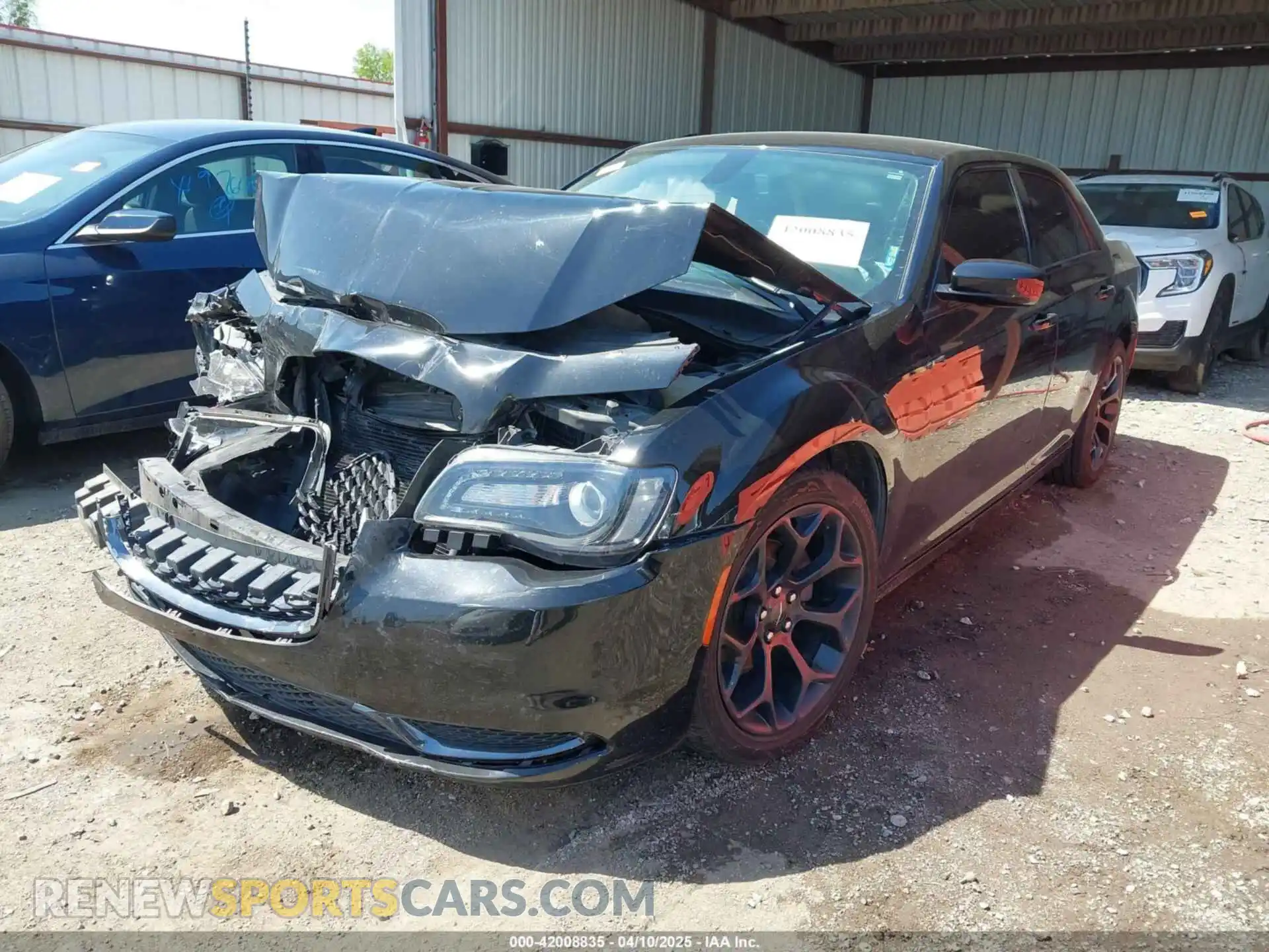 2 Photograph of a damaged car 2C3CCAAG8KH614299 CHRYSLER 300 2019
