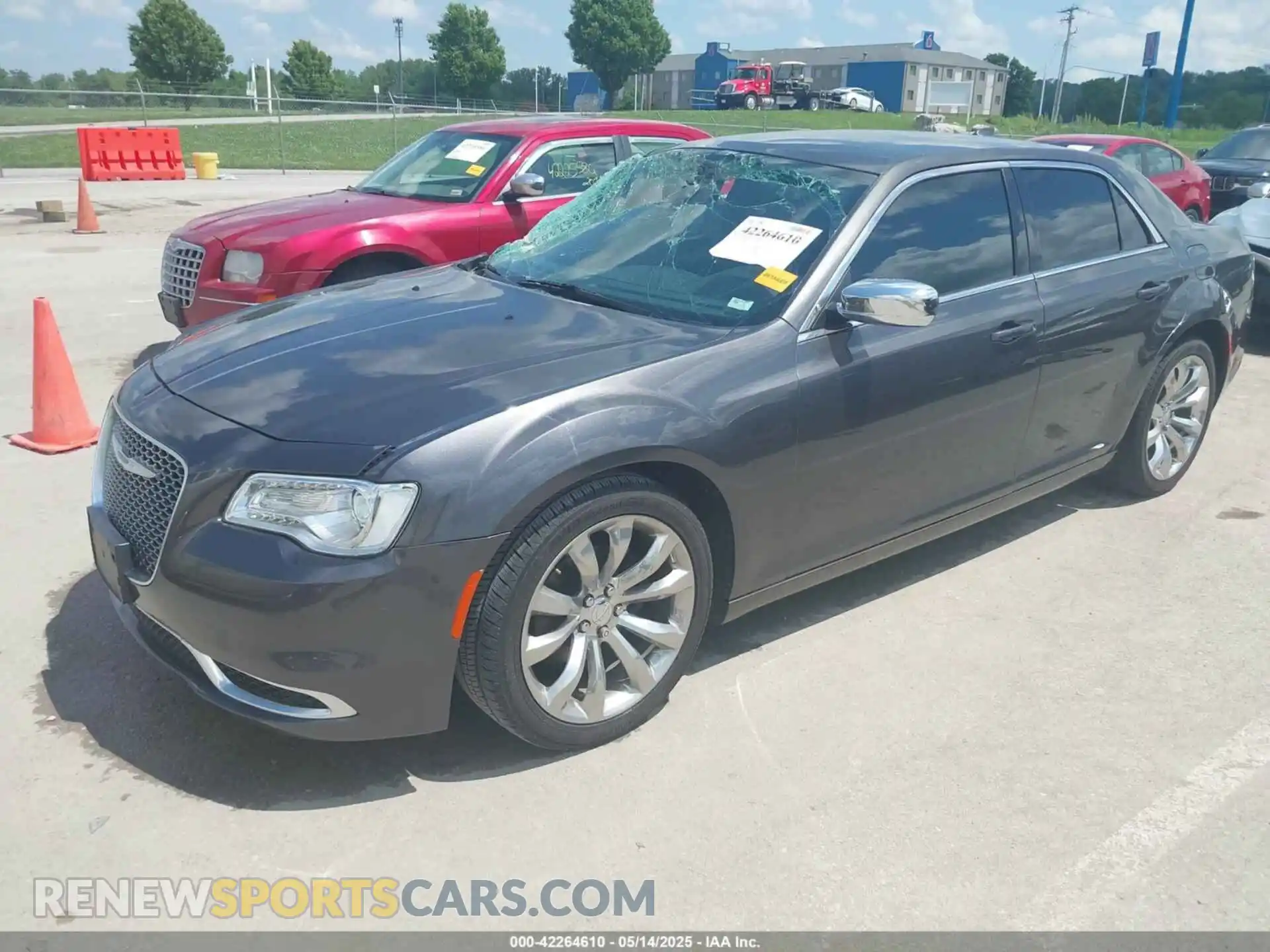 2 Photograph of a damaged car 2C3CCAAG8KH663924 CHRYSLER 300 2019