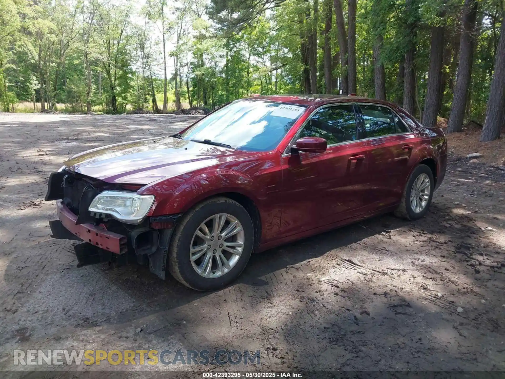 2 Photograph of a damaged car 2C3CCAAGXKH548001 CHRYSLER 300 2019