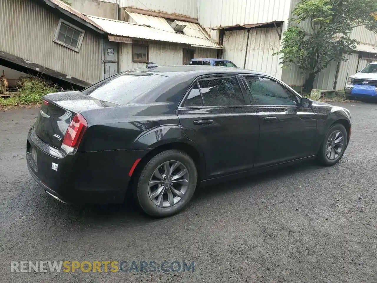 3 Photograph of a damaged car 2C3CCABG0KH562942 CHRYSLER 300 2019