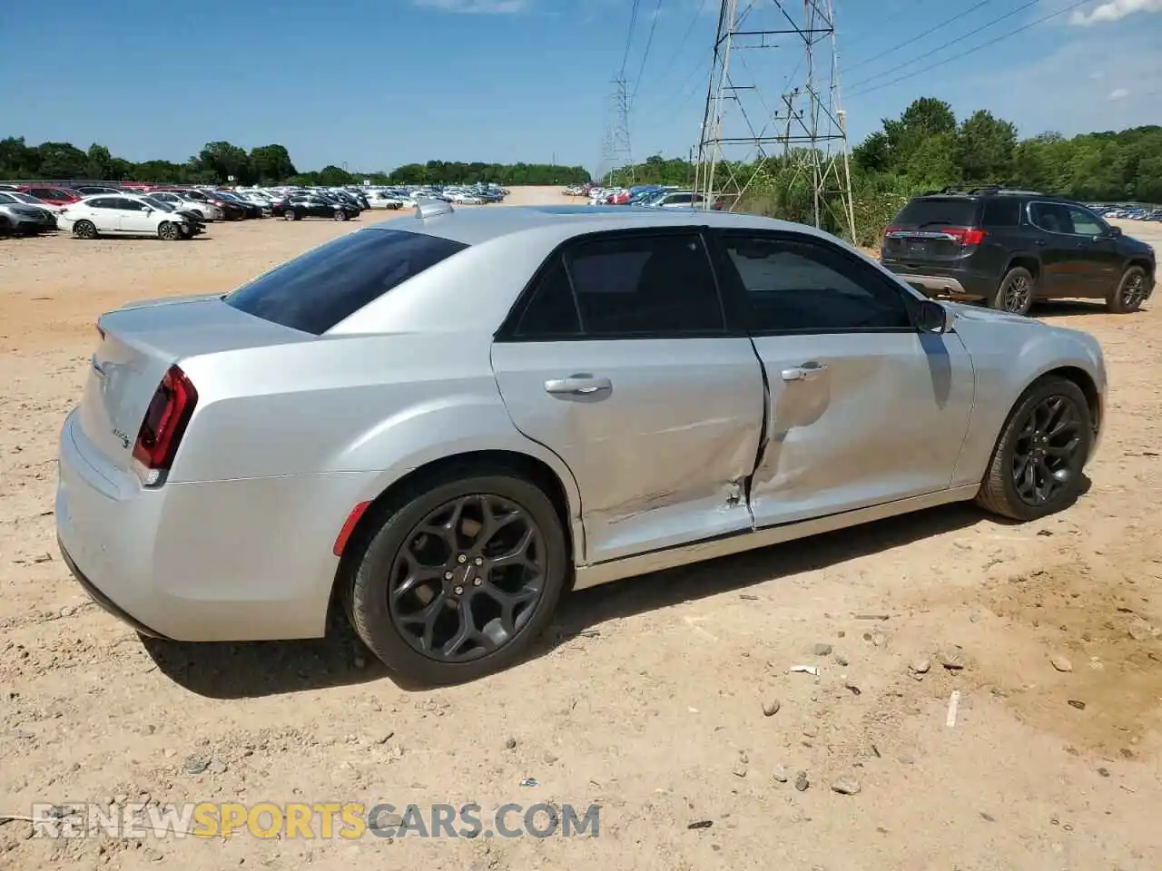 3 Photograph of a damaged car 2C3CCABG1KH604924 CHRYSLER 300 2019