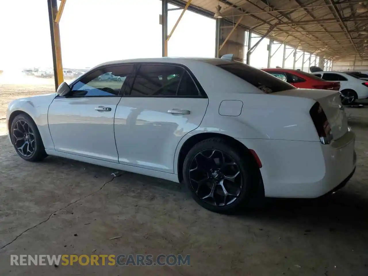 2 Photograph of a damaged car 2C3CCABG5KH539396 CHRYSLER 300 2019
