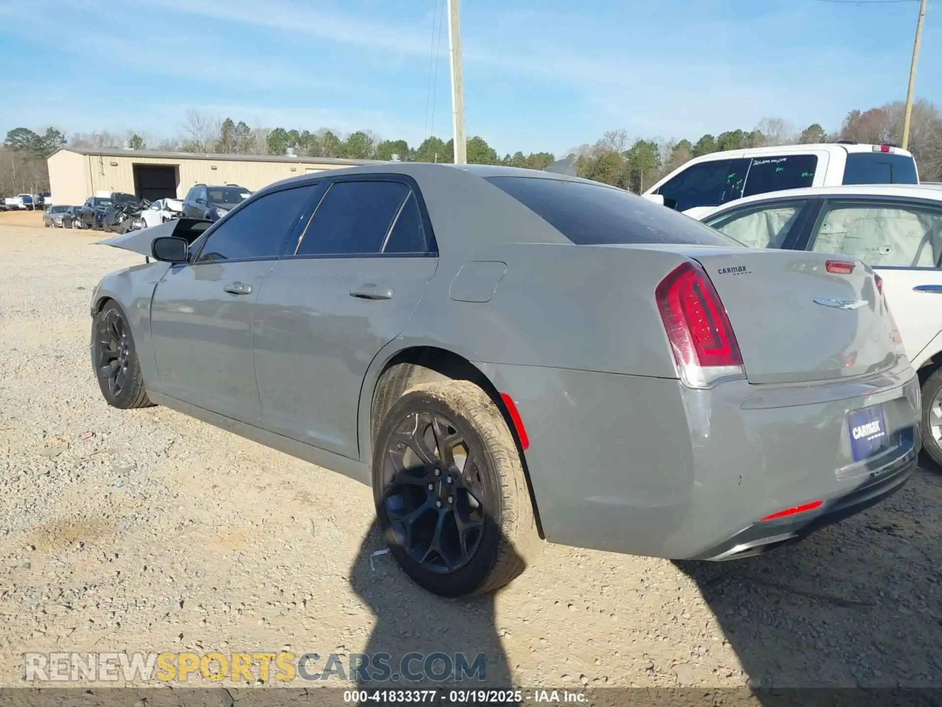 3 Photograph of a damaged car 2C3CCABG5KH708249 CHRYSLER 300 2019