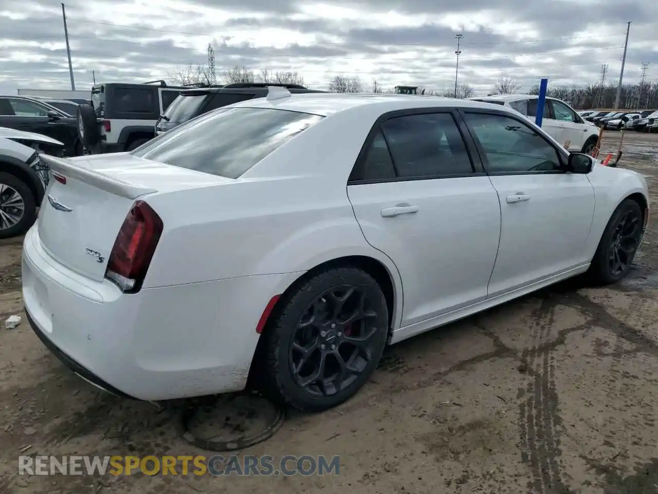 3 Photograph of a damaged car 2C3CCABTXKH654444 CHRYSLER 300 2019