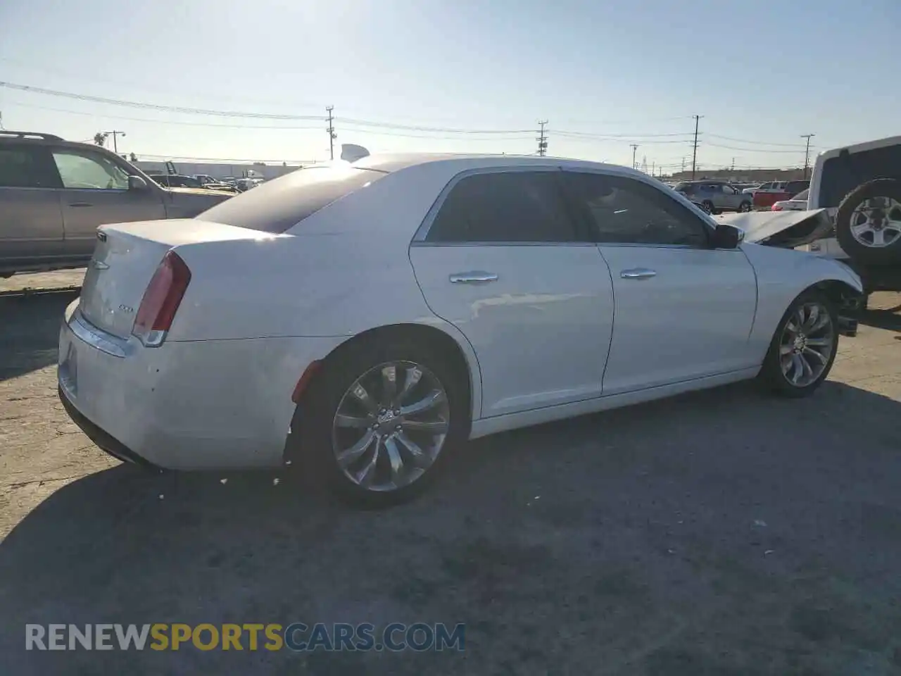 3 Photograph of a damaged car 2C3CCAEG0KH634198 CHRYSLER 300 2019