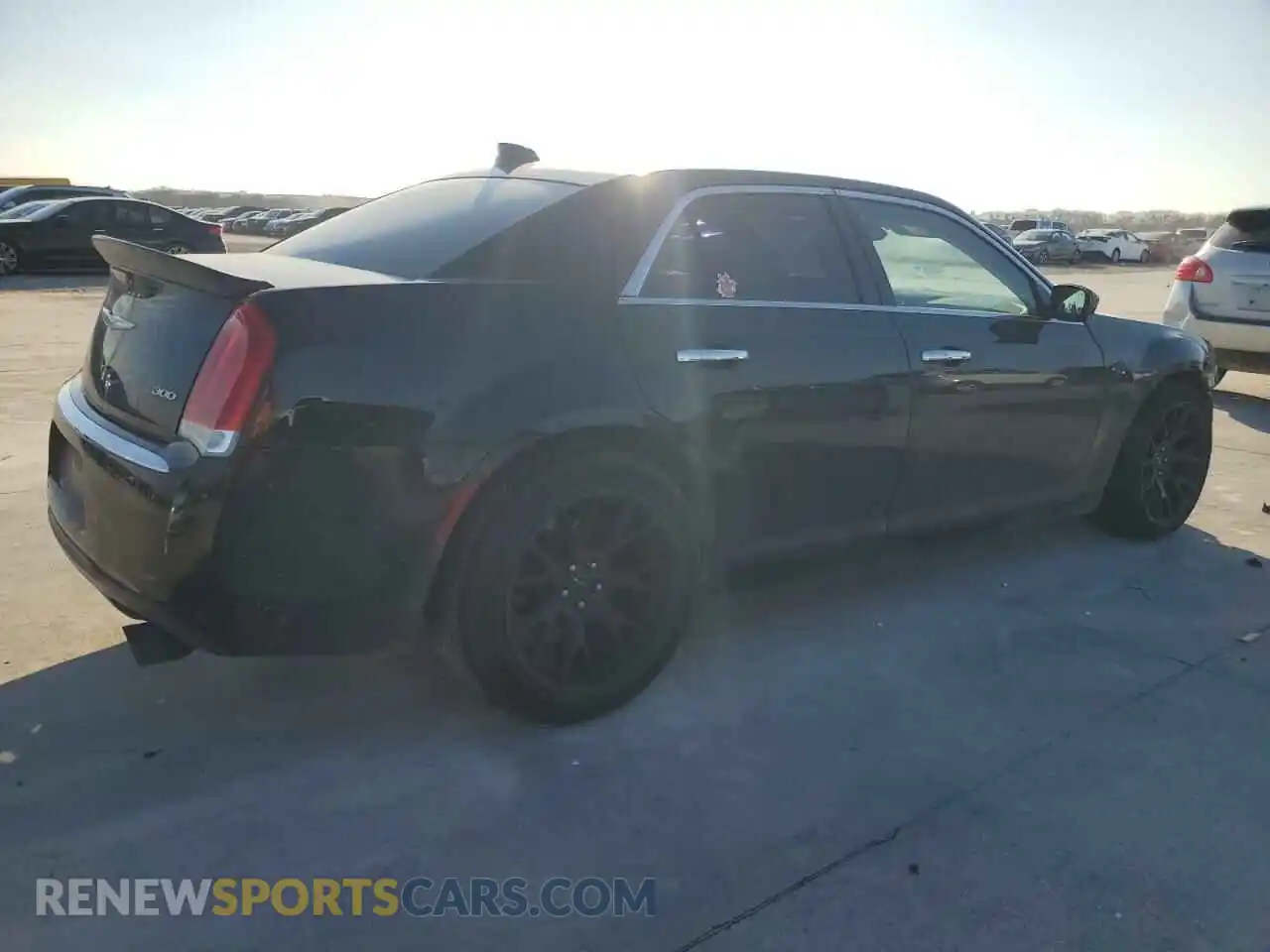 3 Photograph of a damaged car 2C3CCAEG2KH555681 CHRYSLER 300 2019