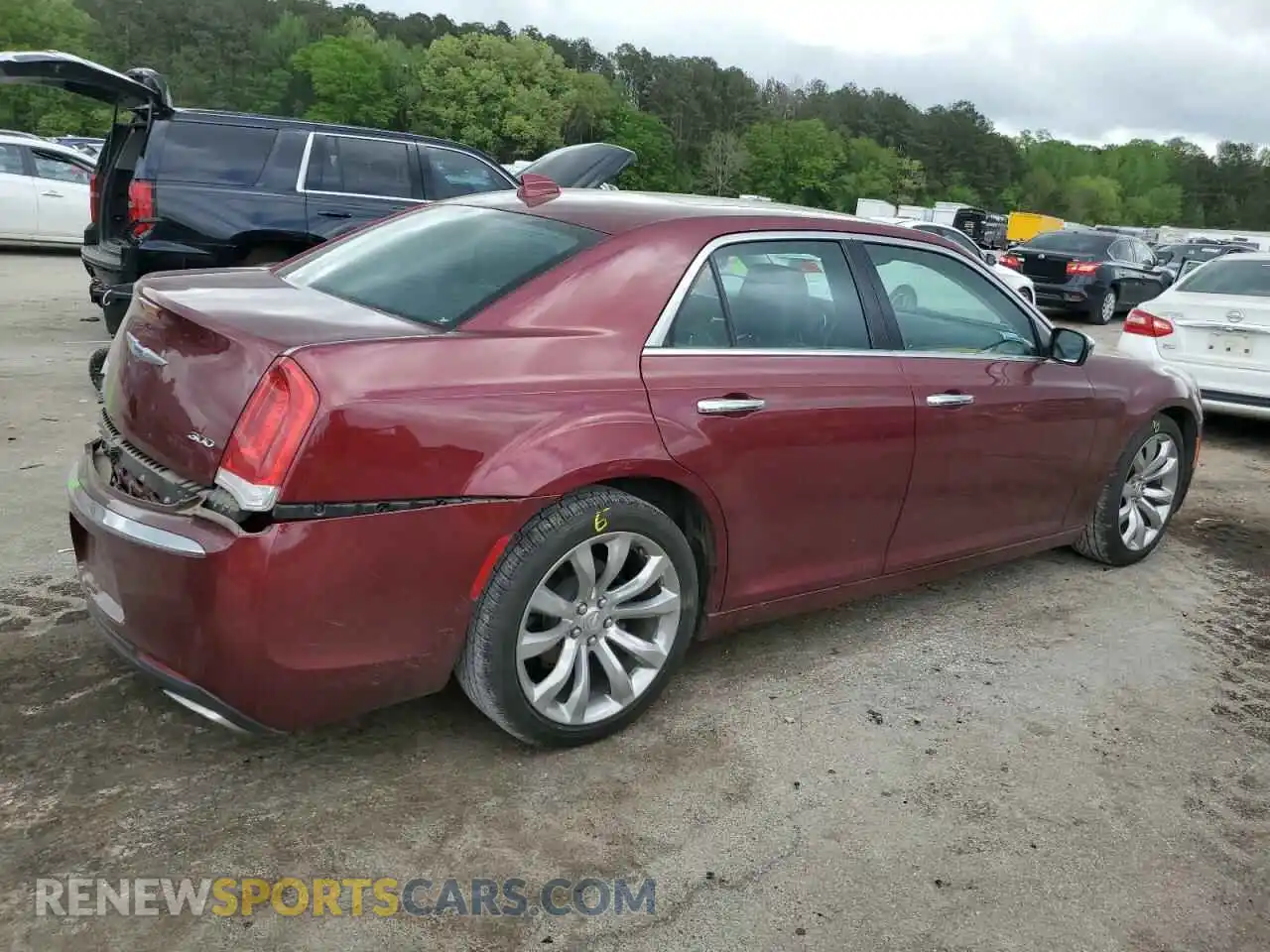 3 Photograph of a damaged car 2C3CCAEG3KH563014 CHRYSLER 300 2019