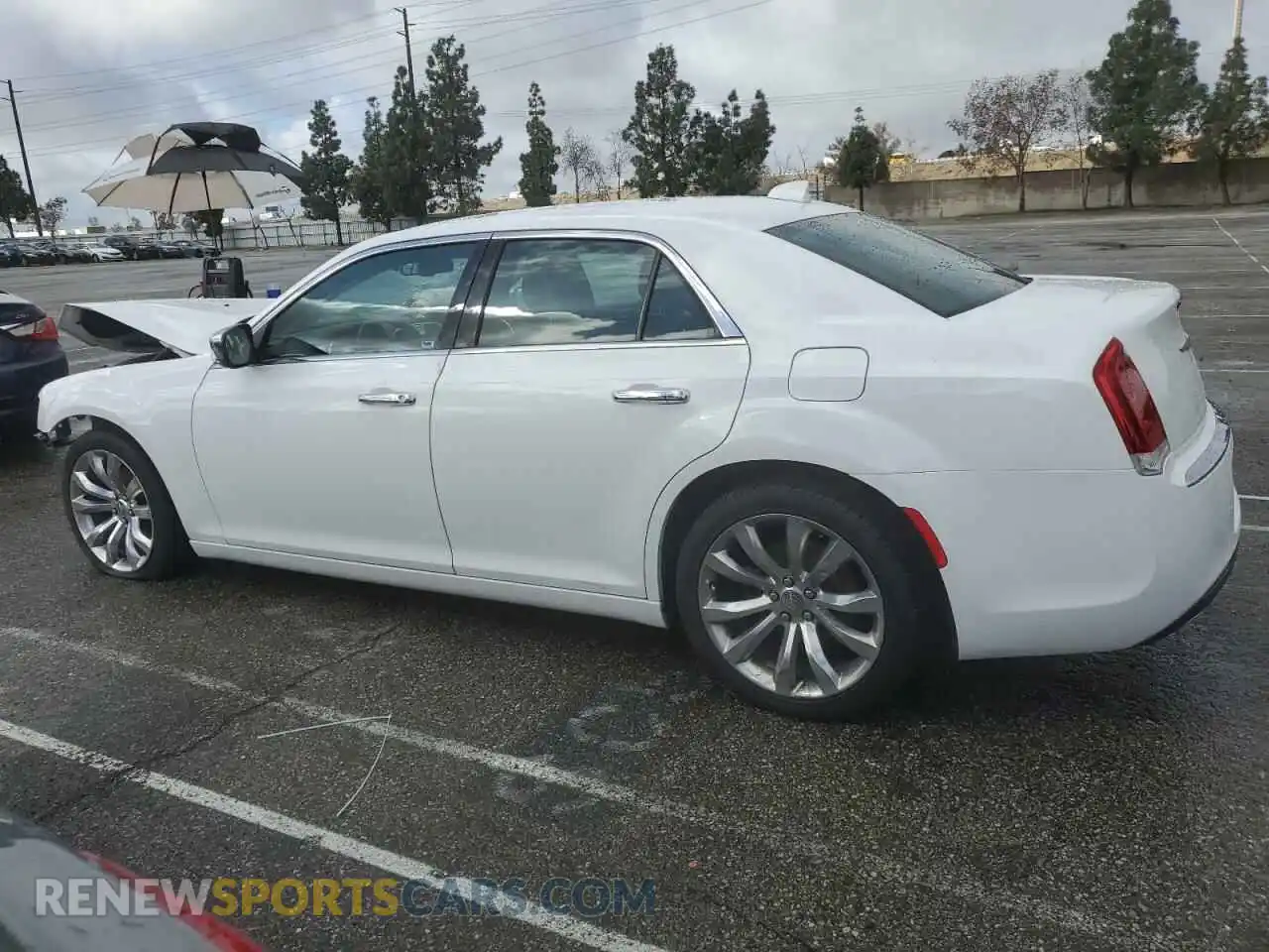 2 Photograph of a damaged car 2C3CCAEG5KH698138 CHRYSLER 300 2019