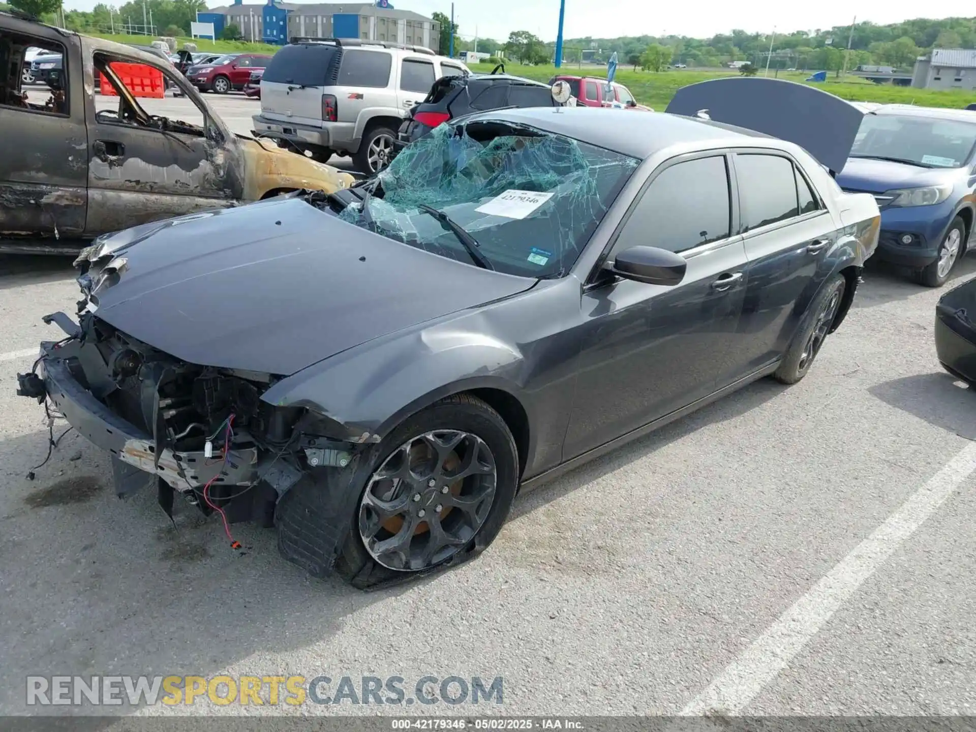 2 fotografías del automóvil dañado 2C3CCAGG3KH648934 CHRYSLER 300 2019