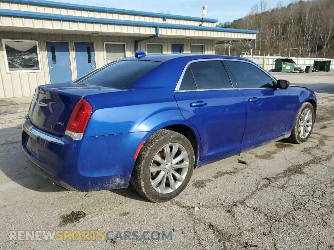 3 Photograph of a damaged car 2C3CCARG0KH561506 CHRYSLER 300 2019