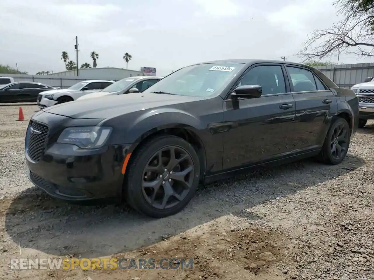 1 Photograph of a damaged car 2C3CCAAG0LH209362 CHRYSLER 300 2020