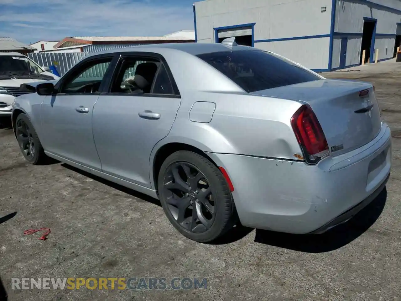 2 Photograph of a damaged car 2C3CCAAG3LH212658 CHRYSLER 300 2020