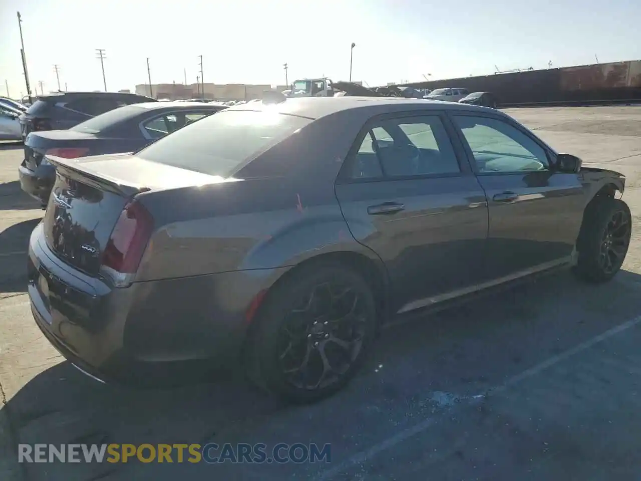 3 Photograph of a damaged car 2C3CCABG3LH158907 CHRYSLER 300 2020