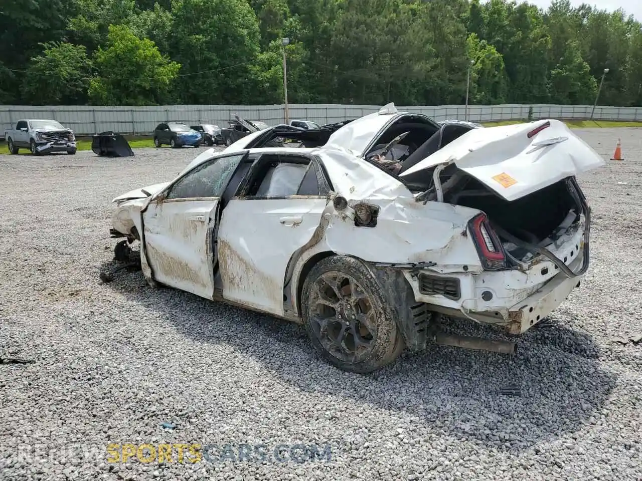 2 Фотография поврежденного автомобиля 2C3CCABT2LH220505 CHRYSLER 300 2020